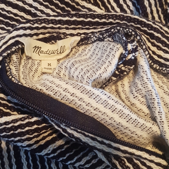 Madewell- Sleeveless, Mock Neck - Picture 9 of 9